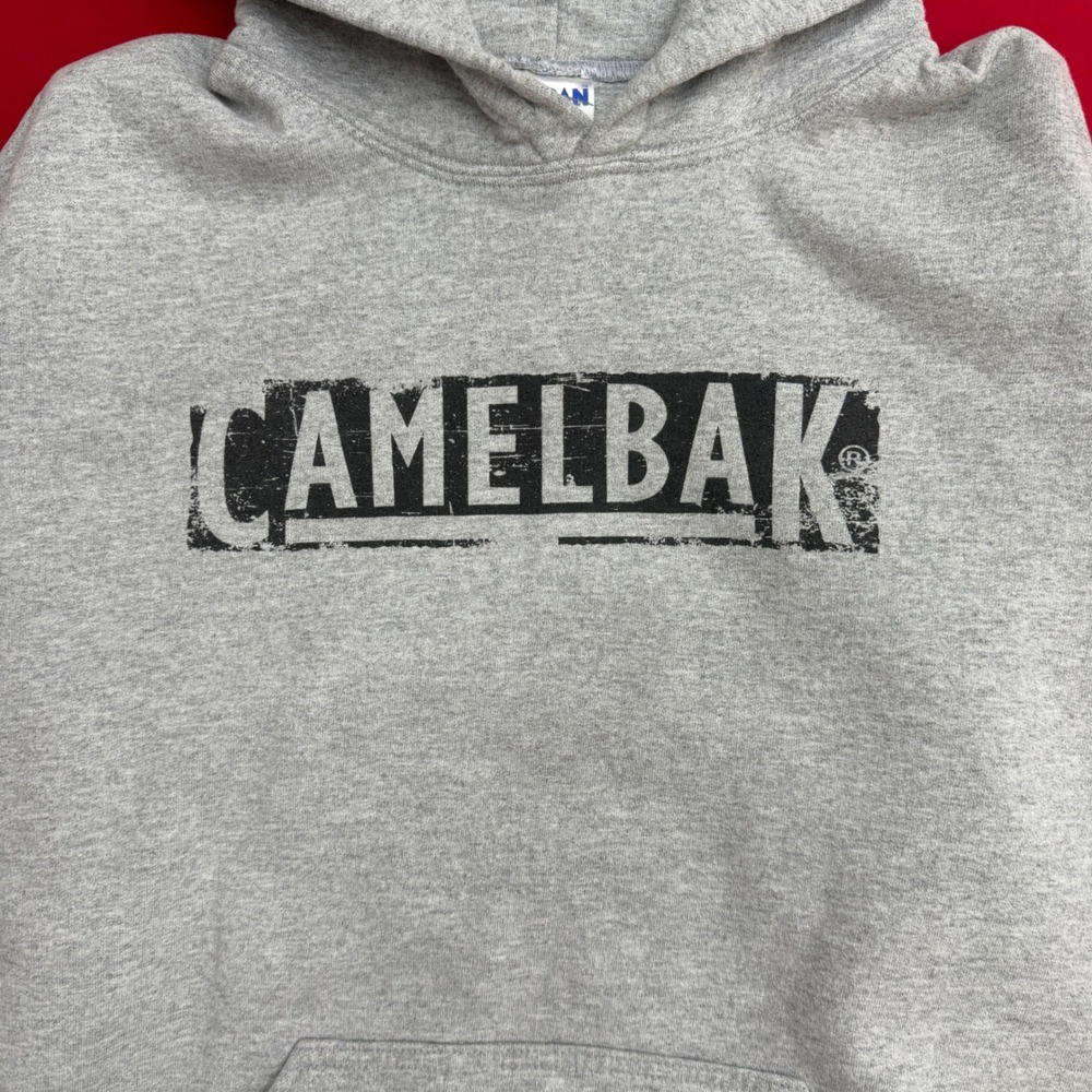 CamelBak Graphic Hoodie Mens Medium Gray Gildan Ultra Cotton Pullover Sweatshirt - Picture 3 of 8